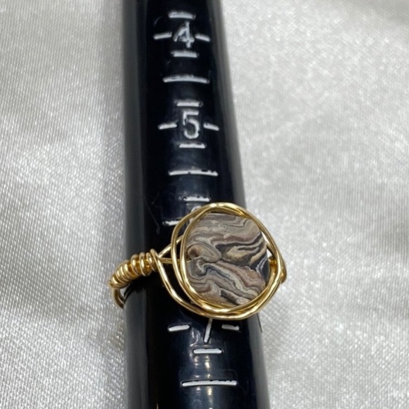 Wire Ring ! - Picture 3 of 3